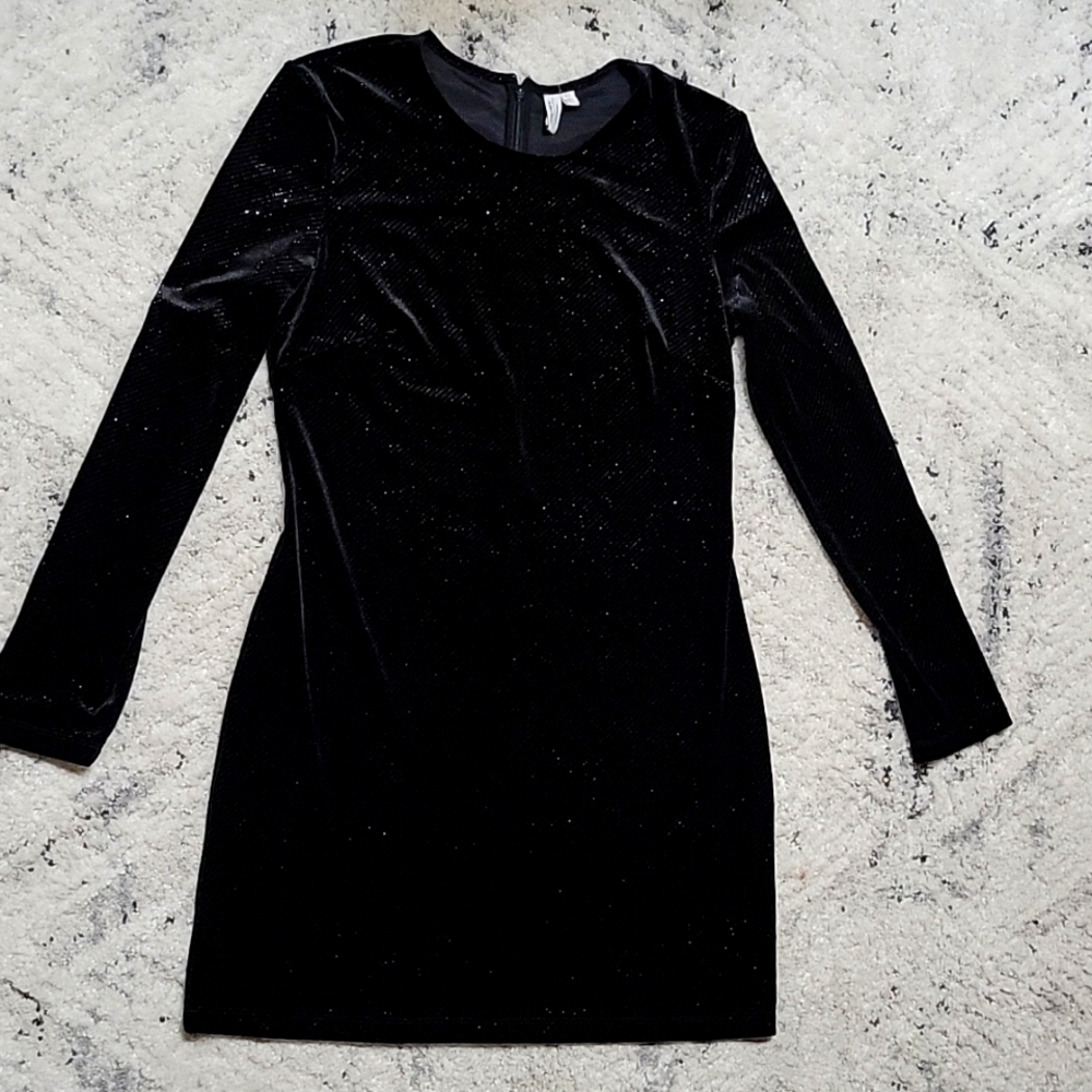 Paris atelier and other stories black dress 👗
